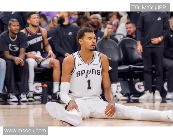 美媒预测本赛季当选DPOY概率：文班70%当选 切特11% 阿门3%