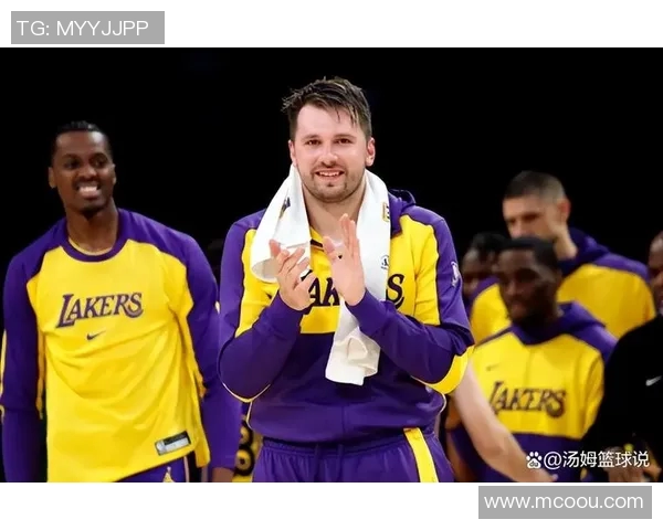 东契奇35+13 湖人力克马刺